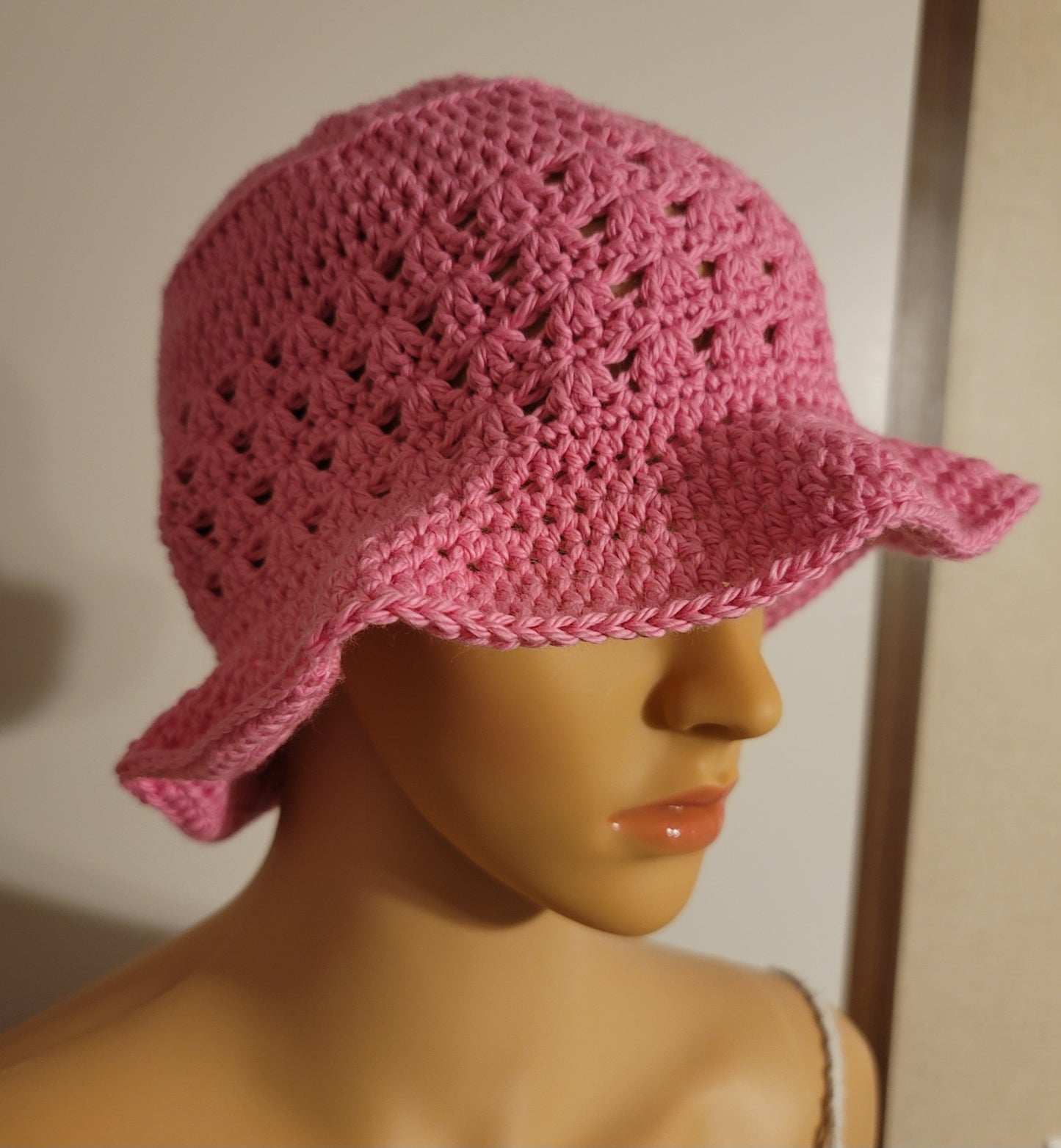 Cotton bucket hat image 3