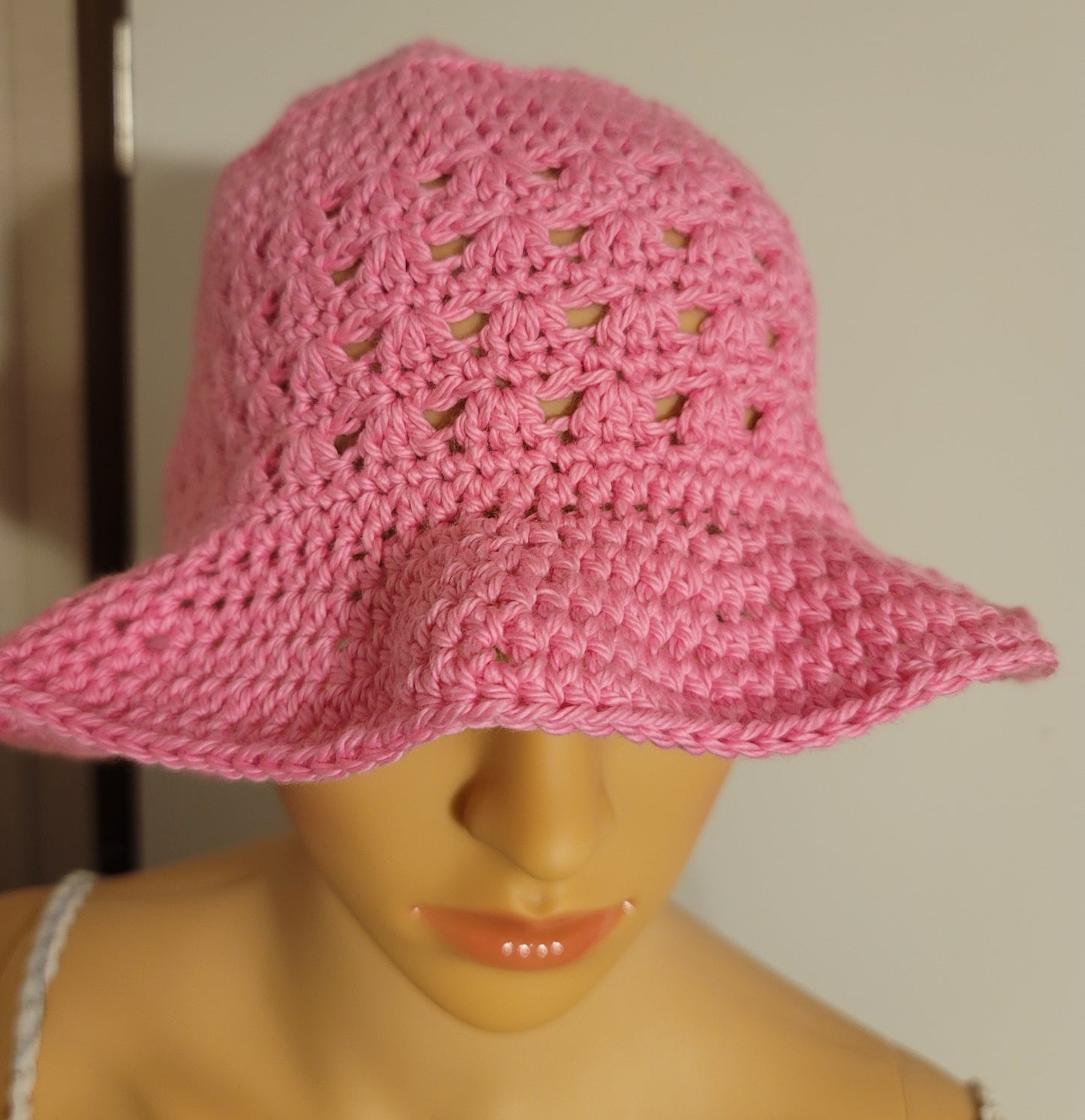 Cotton bucket hat image 2